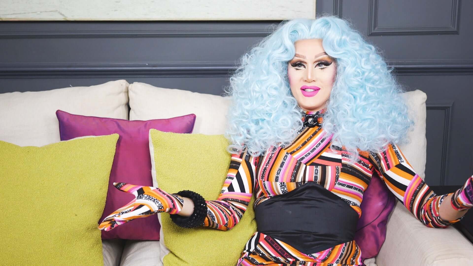 Charlie Hides Becomes The Best Makeup Mirror