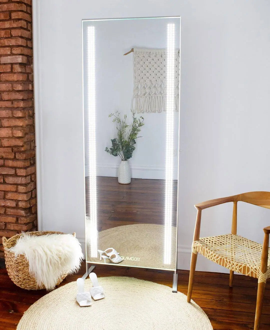 GLAMCOR Fortune & Fame full body illuminated mirror