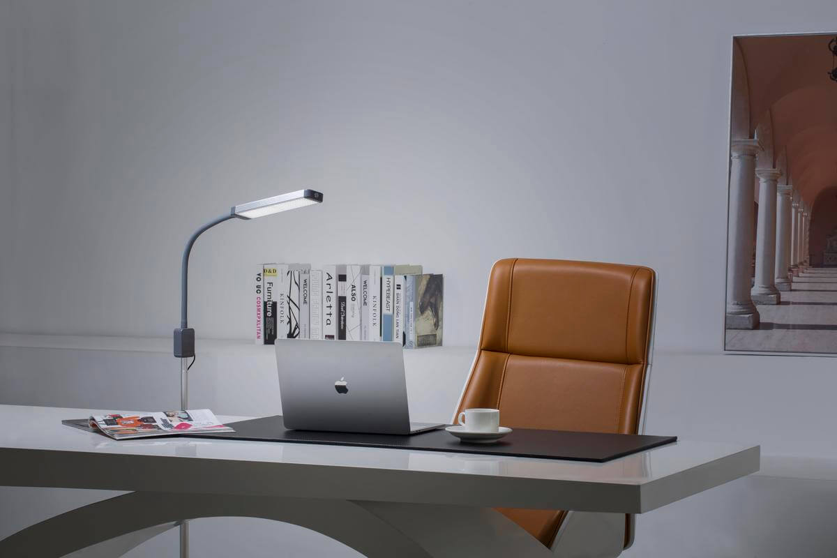 How to look your best on a Zoom call with GLAMCOR professional lighting kit