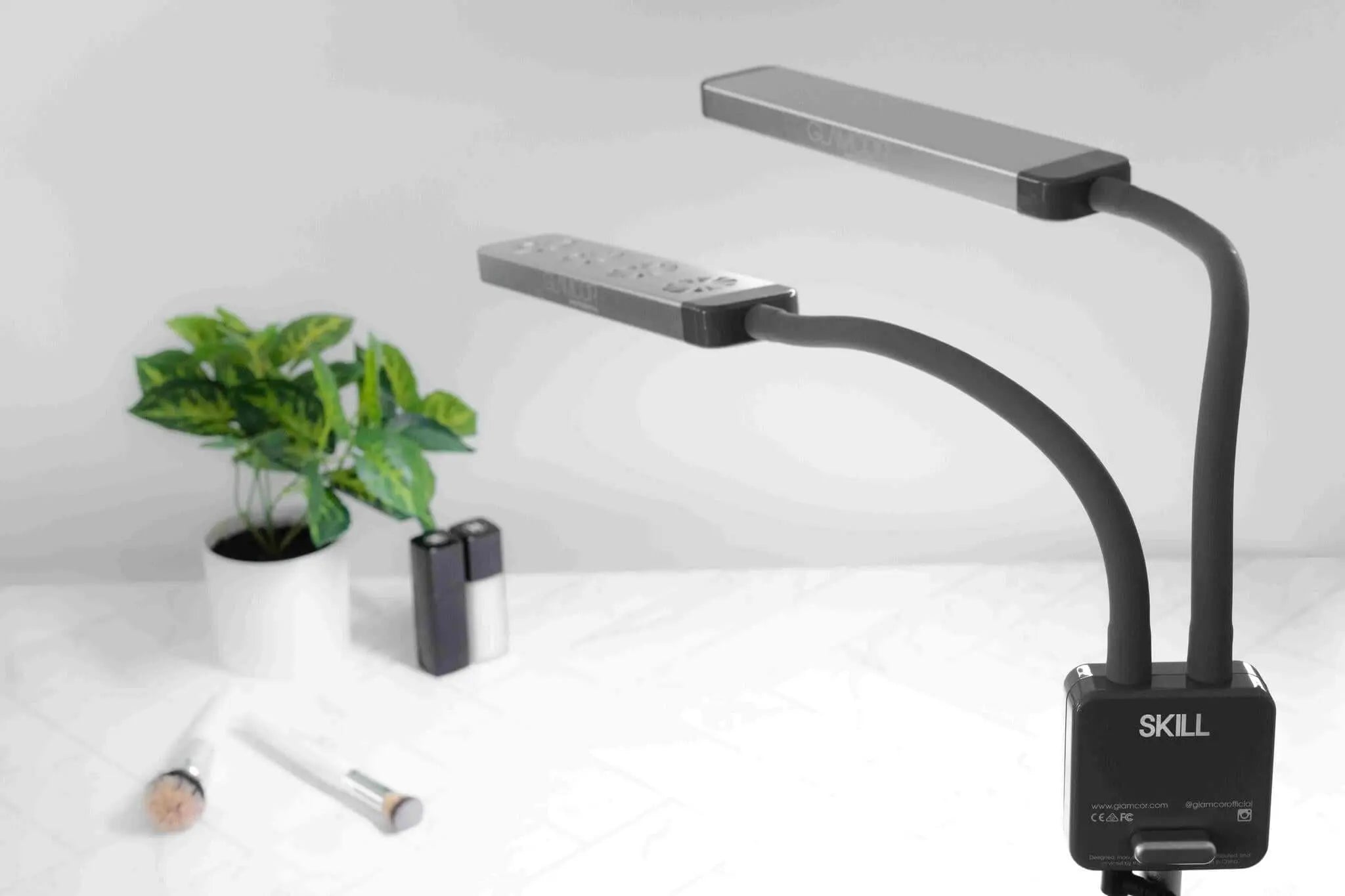 GLAMCOR Skill: The Next Innovation in Lighting Technology for Estheticians GLAMCOR