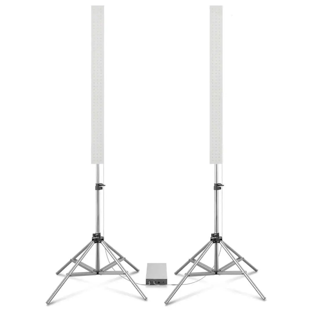 GLAMCOR Telescopic Stand supporting PARIS LIGHTS PLUS with sleek professional look