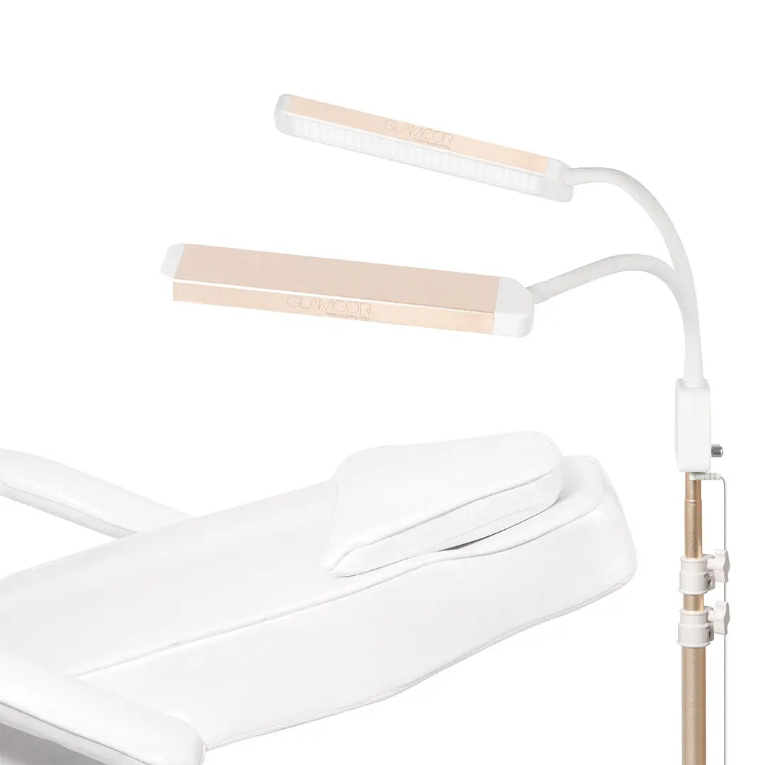 GLAMCOR Elite X Pro Kit in White Gold showcasing its lighting perks, the ultimate choice for makeup artists seeking top-tier lighting solutions.