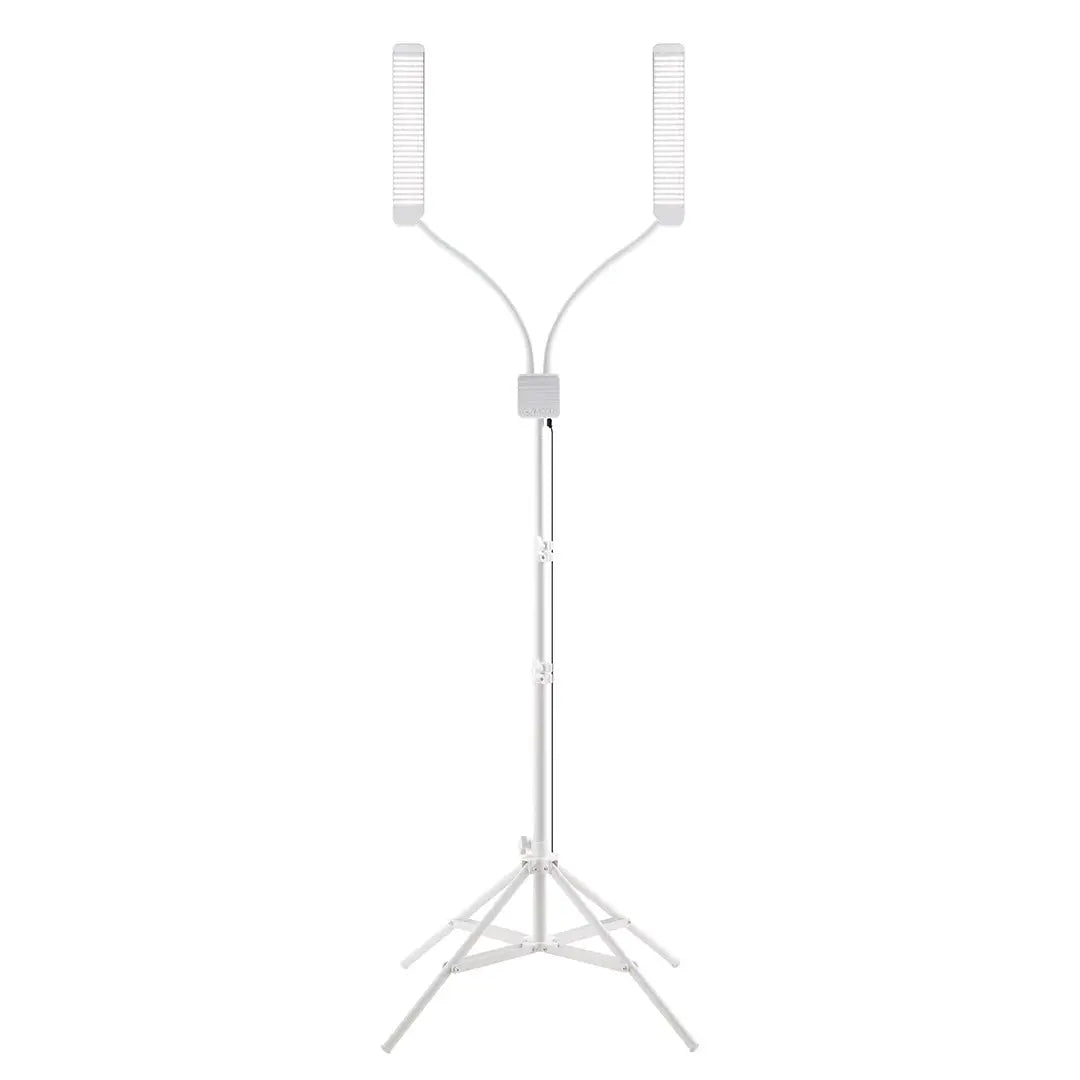 Portable beauty lamp ELITE X ideal for lash artists, makeup artists, and tattoo artists, offering the best professional lighting for a variety of applications