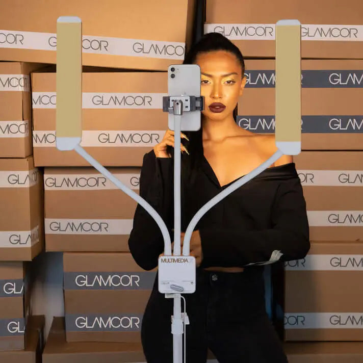 Complete GLAMCOR MULTIMEDIA X Pro Kit in white gold set, ideal for various content creation needs with Universal Phone Clip, offering top-tier lighting solutions for creators across industries.