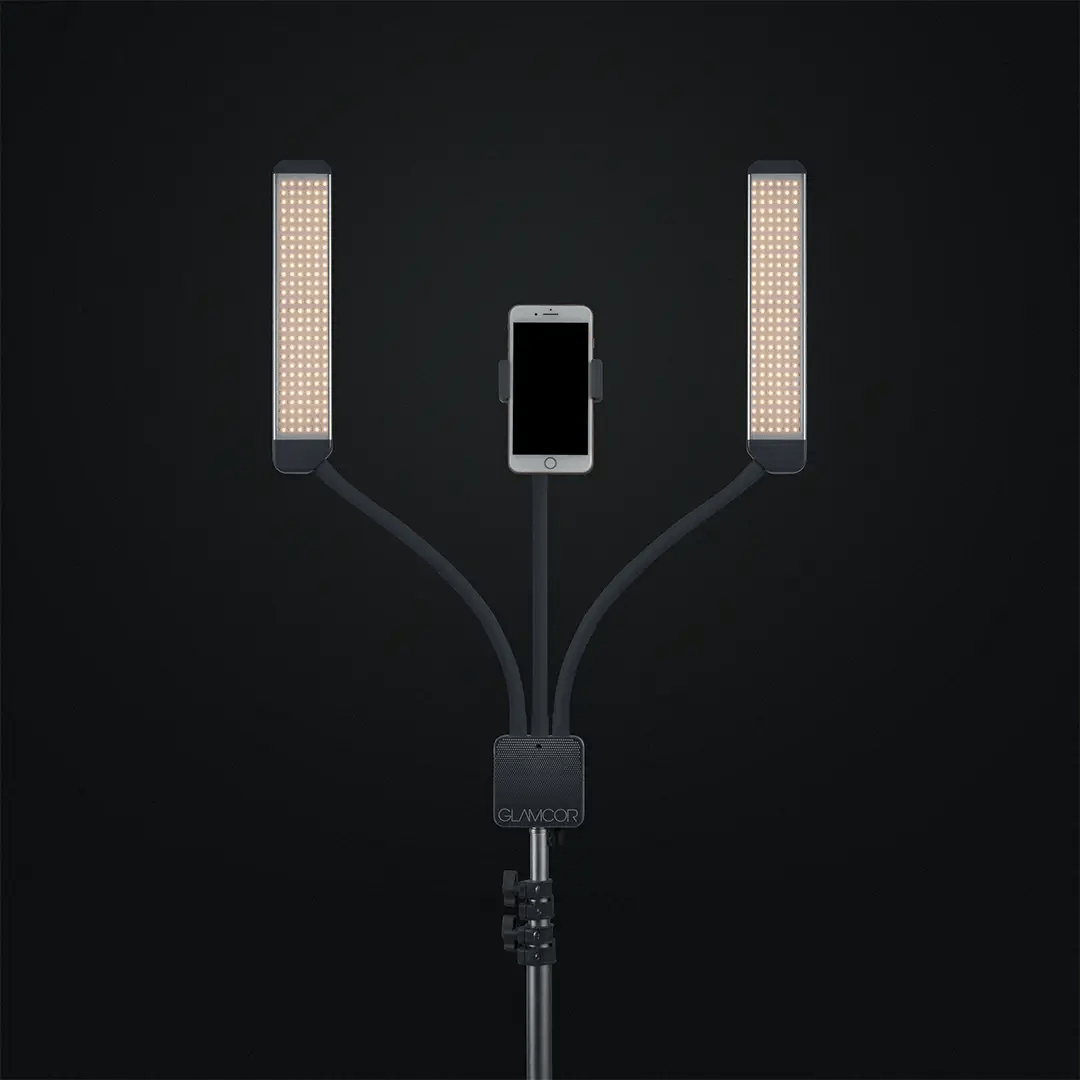 GLAMCOR MULTIMEDIA X Pro Kit in black with Universal Phone Clip for versatile use