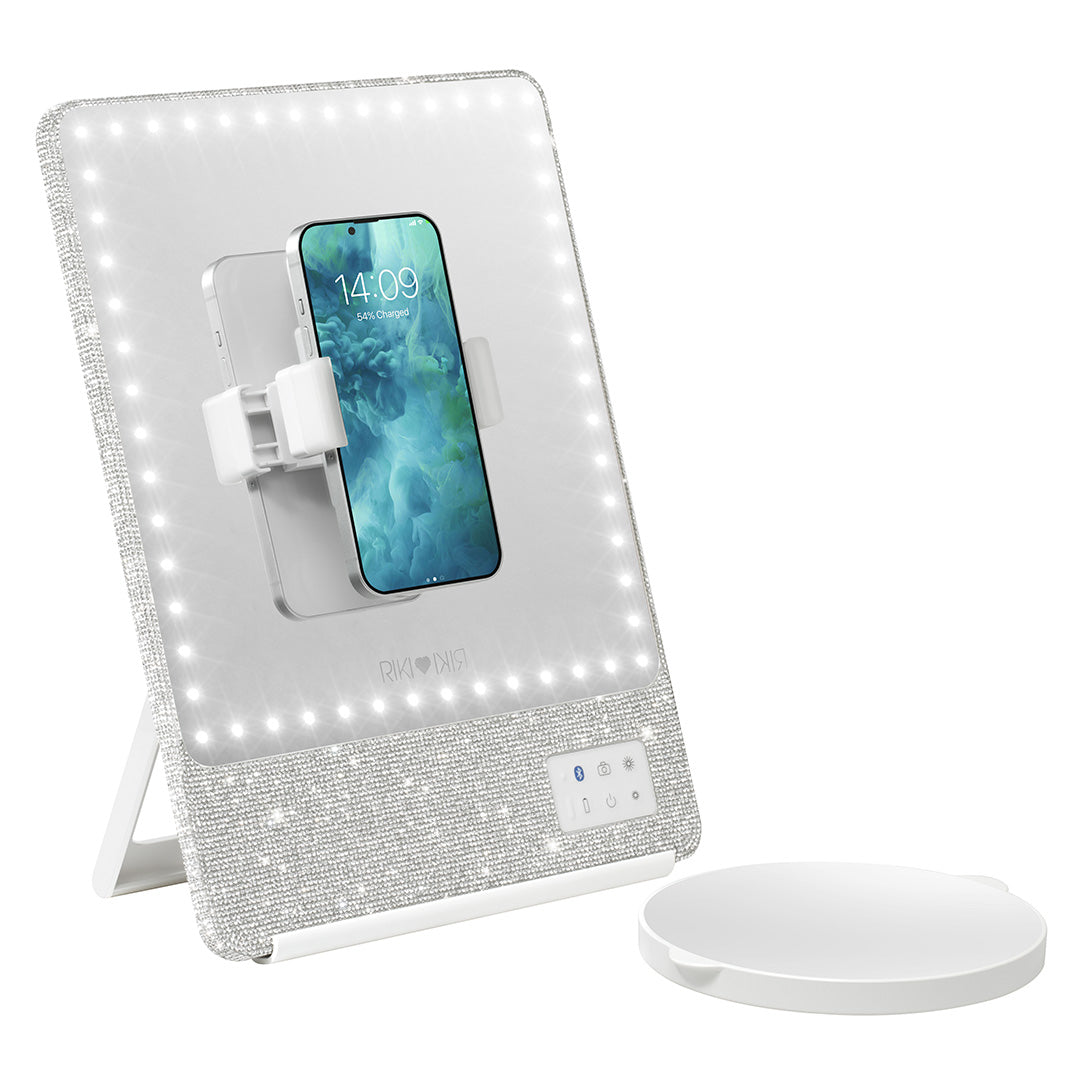 SPARKLE RIKI SKINNY: The sleek LED mirror that elevates your beauty routine