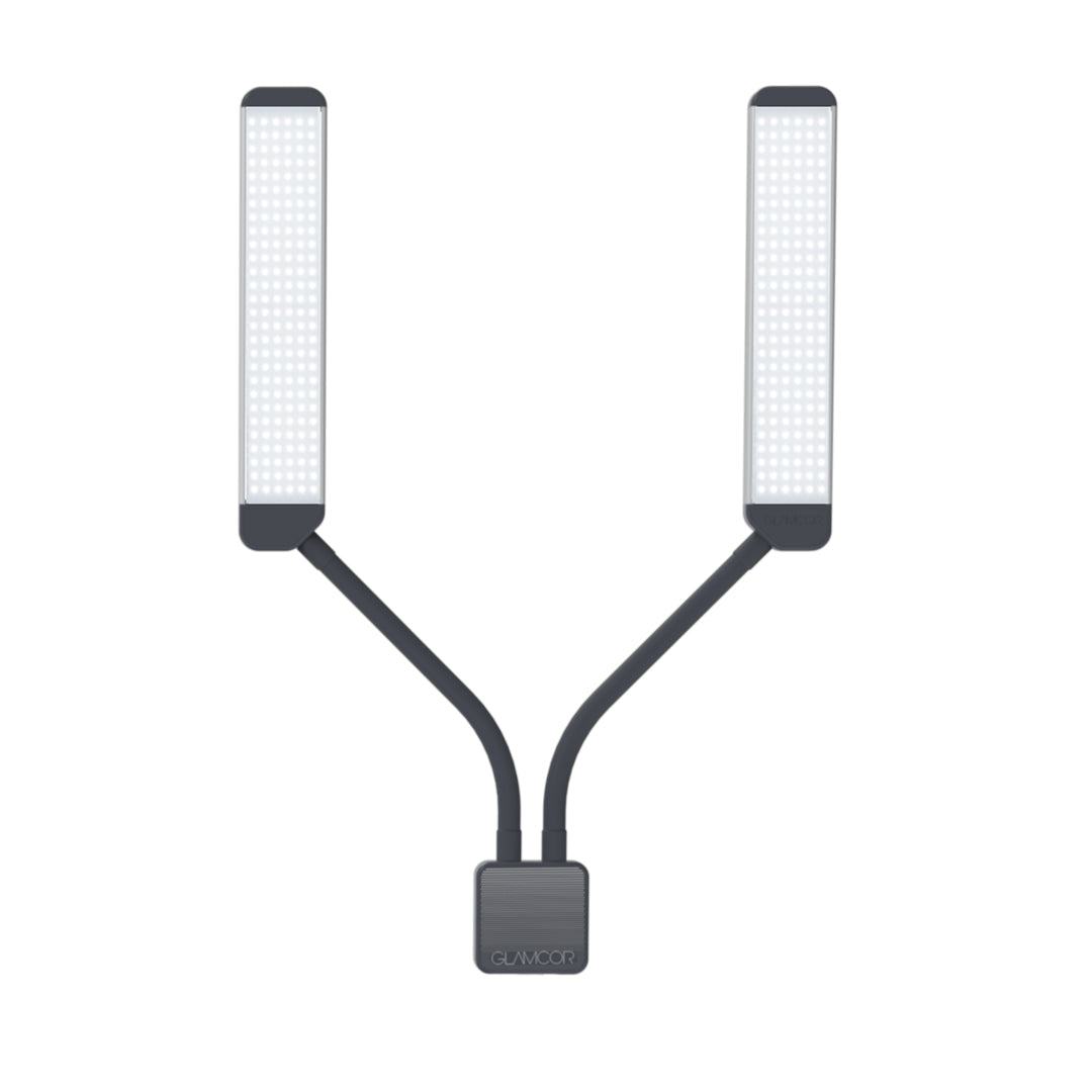 Dual flexible arms on the ELITE X lighting kit for precise illumination.