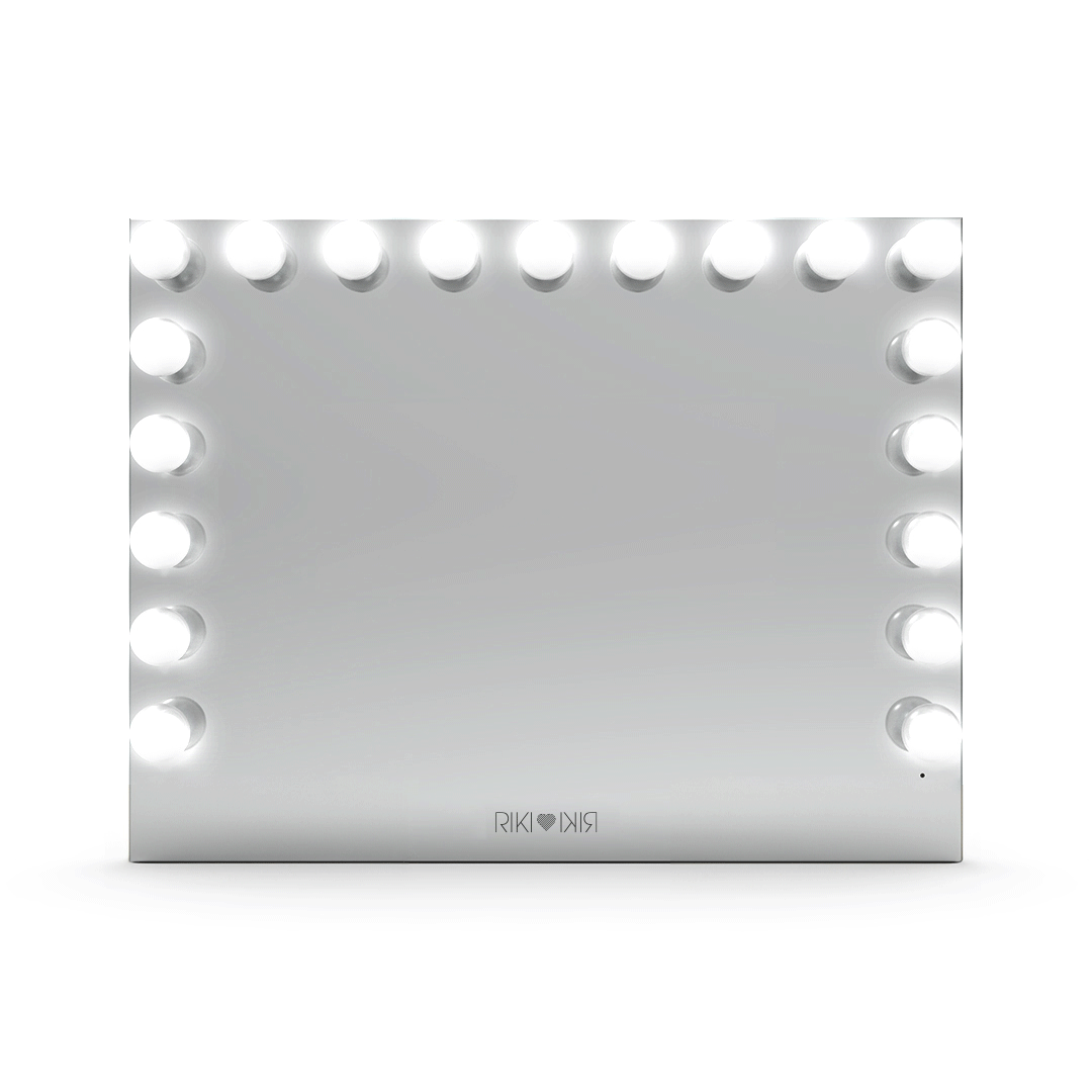 Riki Hollywood Mirror demonstrating the versatility of color temperature adjustment.