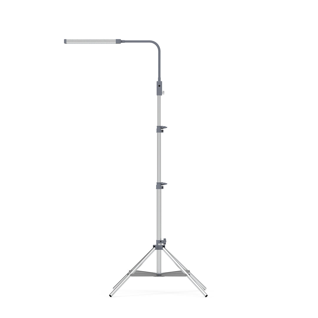 REVEAL Floor Light Kit with a telescopic aluminum stand, providing HD daylight for true-to-color visibility.