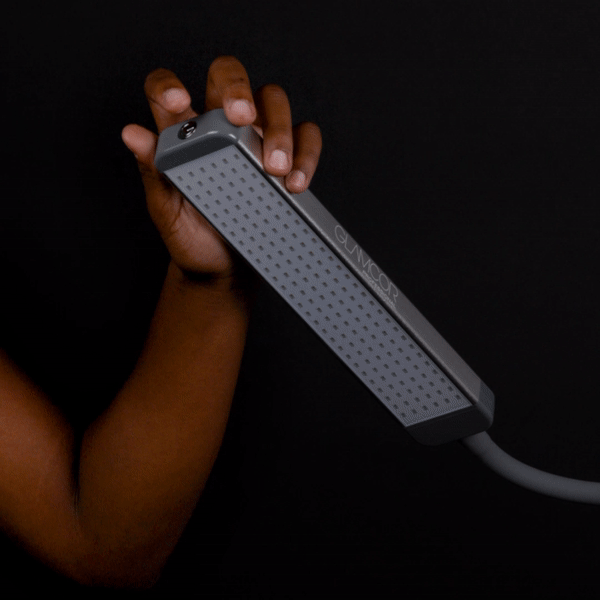 Lightweight SPARKLE Elite X lamp with five dimming stages.