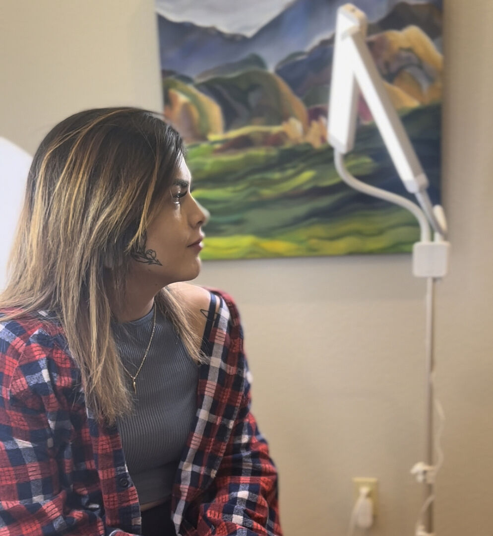 Carmela Z., MedSpa, using the GLAMCOR REVOLUTION X