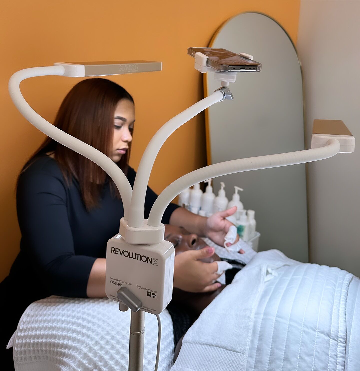 @glamcorofficial, Aesthetician, using the GLAMCOR REVOLUTION X