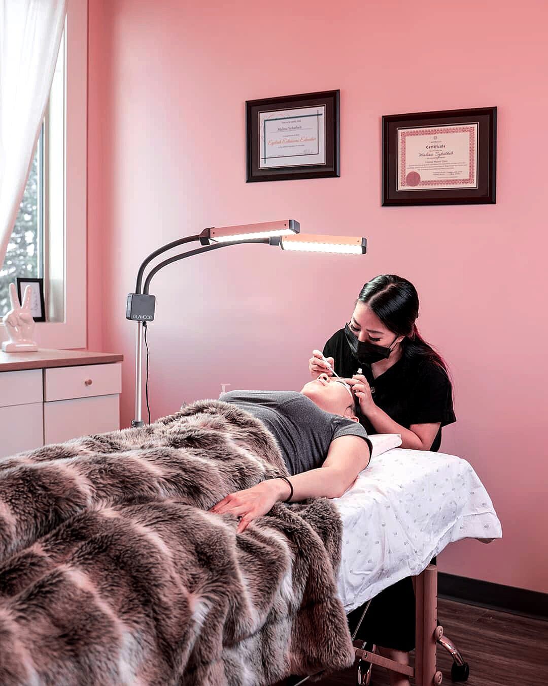 @glamcorofficial, Lash studio, using the GLAMCOR REVOLUTION X