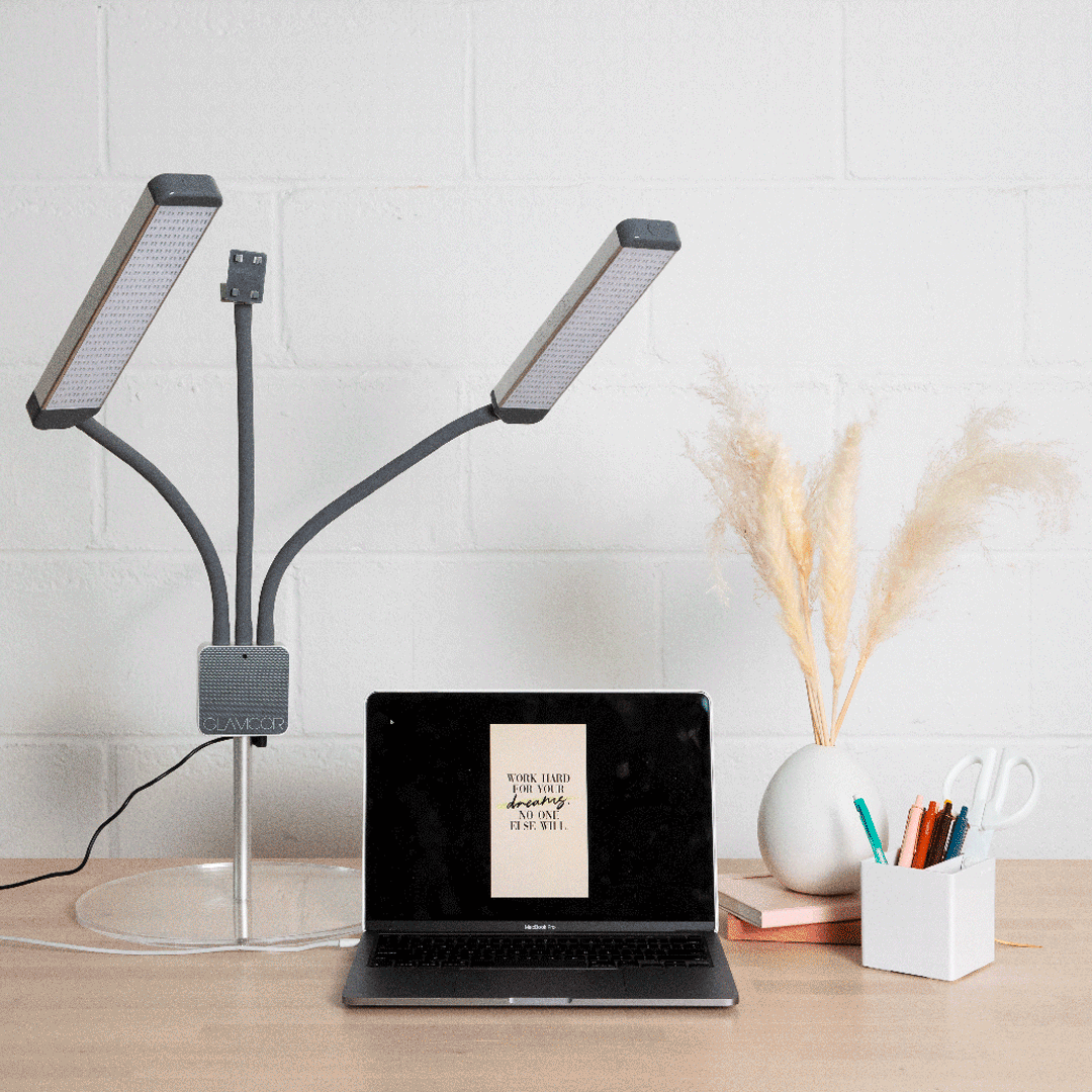 Equip yourself with the ultimate tool for content creation, the MULTIMEDIA X LED light, offering versatile and high-quality lighting.